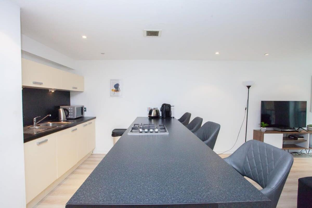City Centre Apartment W Parking & Hyperoptic Wifi Glasgow Eksteriør bilde
